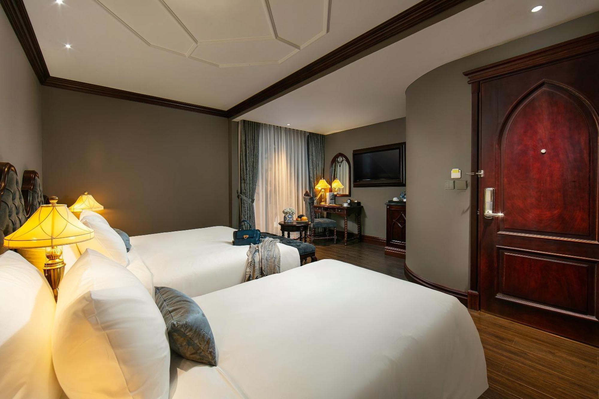 Le Chanvre Hanoi Hotel & Spa Exterior photo